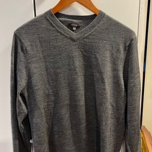 Denver Hayes Merino wool sweater v-neck